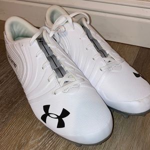 Size 11 Nitro white under Armour cleats